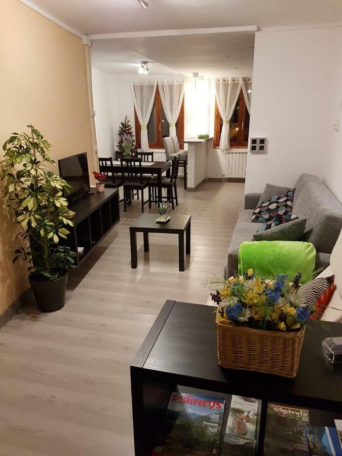 Casa Ponet Villa Valencia D'Aneu Ngoại thất bức ảnh